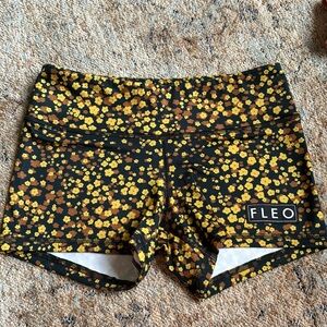 Fleo Shorts